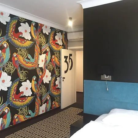 Liv'inn Aparthotel