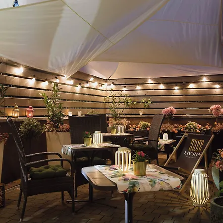 Liv'inn Hotel apartamentowy 4*