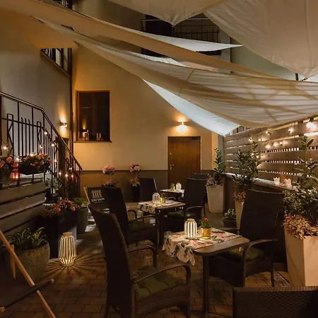 Liv'inn Apart Otel 4*