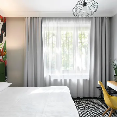 Aparthotel Liv'inn 4*